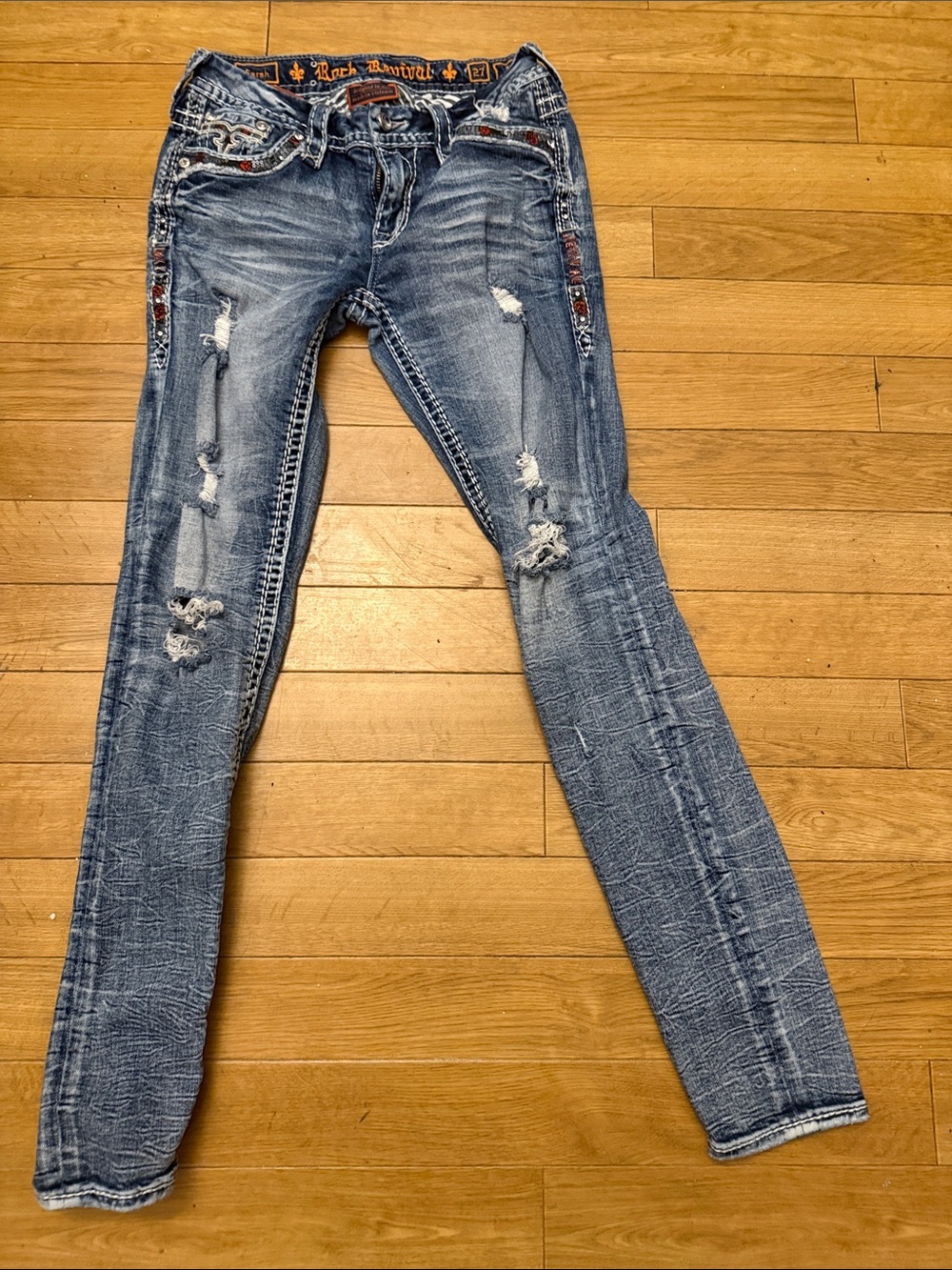 Rock Revival Women's Distressed
Sarah Low Rise Skinny Stretch Jean